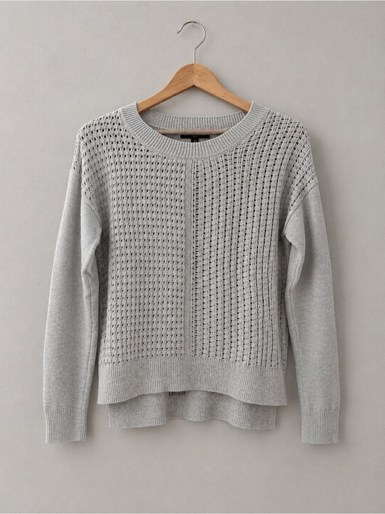 Banana Republic Sweaters - Banana Republic Light Gray Women's Knit Crewneck Sweater M